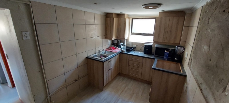 5 Bedroom Property for Sale in Ferreira Town Eastern Cape